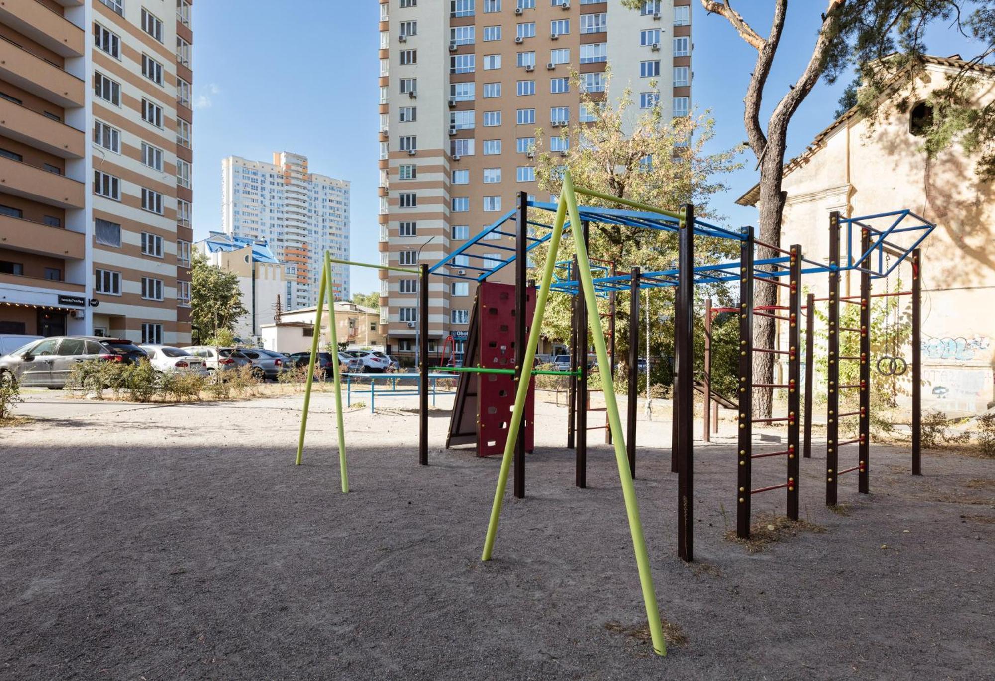 Apartmán Квартири Люкс Метро Чернігівська Kyjev Exteriér fotografie