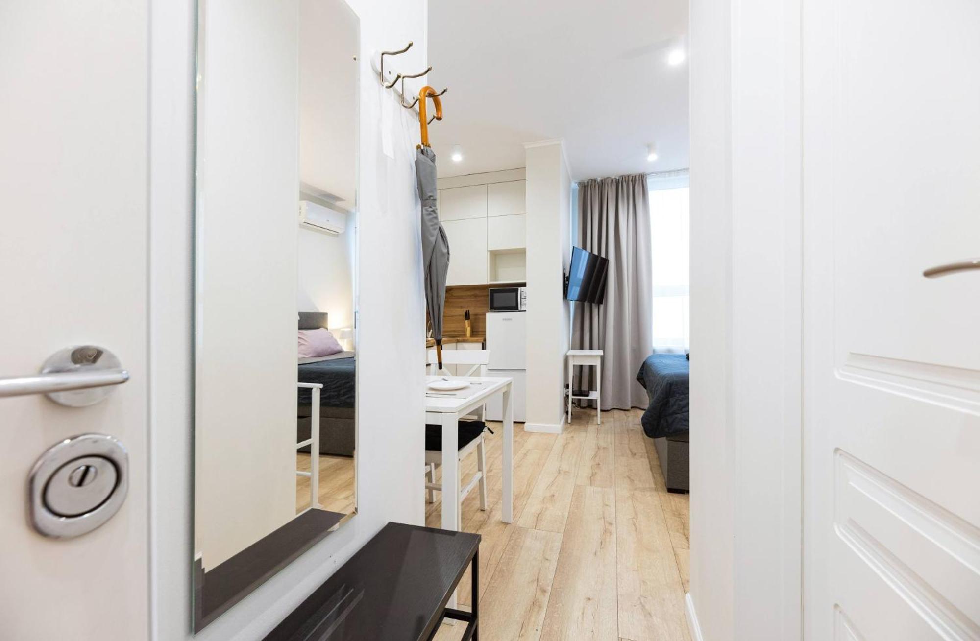 Apartmán Квартири Люкс Метро Чернігівська Kyjev Exteriér fotografie